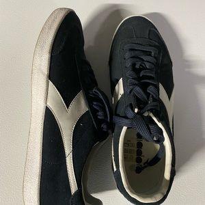 Diadora shoes